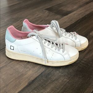 D.A.T.E. Trendy White and Pink Women's Sneakers SZ 9.5